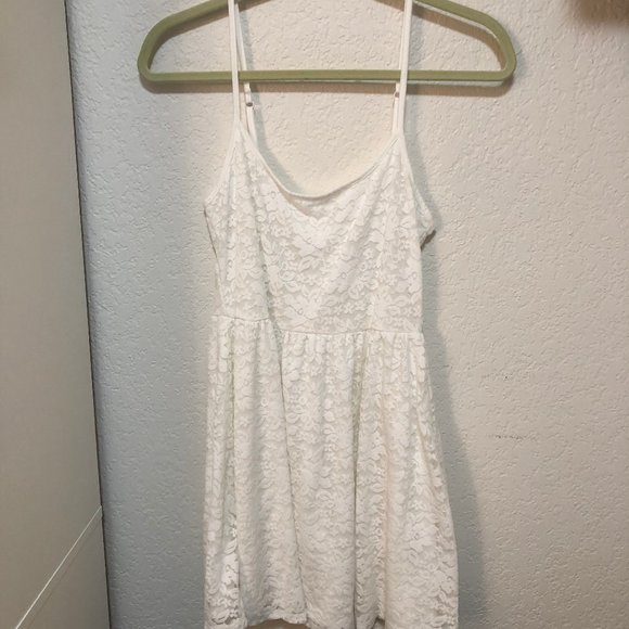 Garage Dresses & Skirts - Garage White Lace Dress